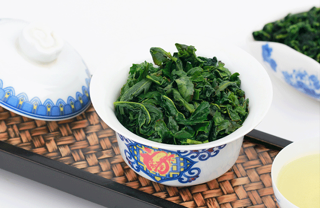 铁观音伤胃吗？为什么轻发酵茶比较伤胃？